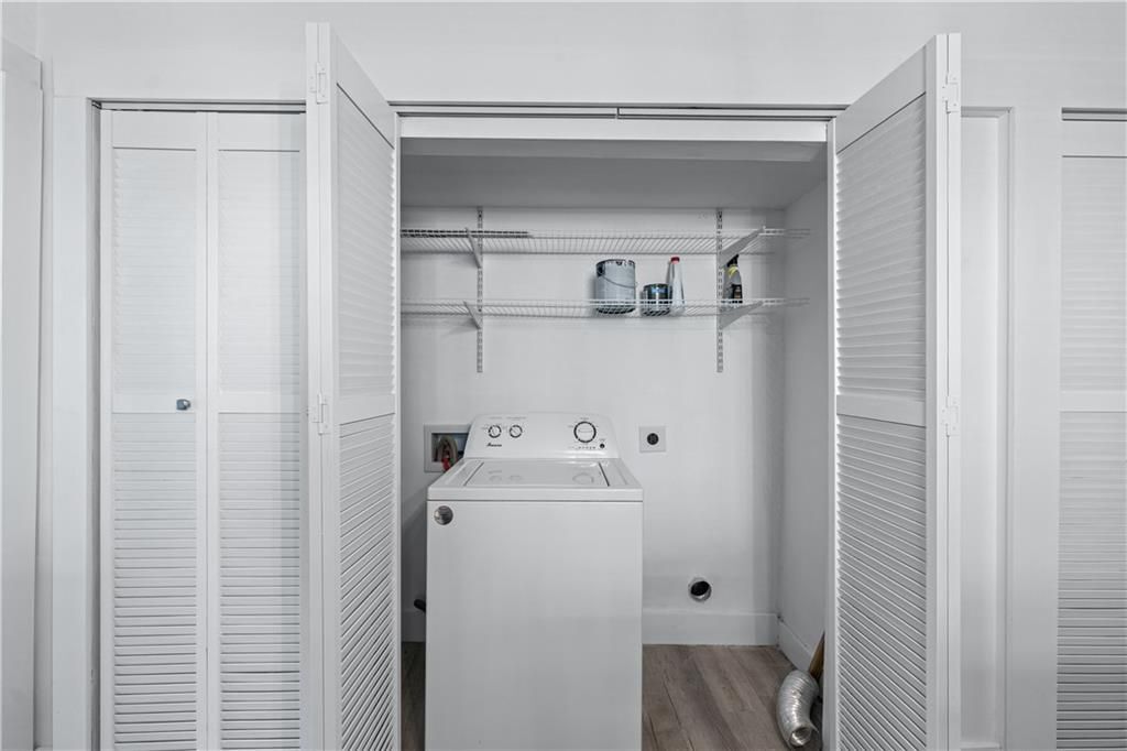 Building Photo - 1035 Astor Ave SW