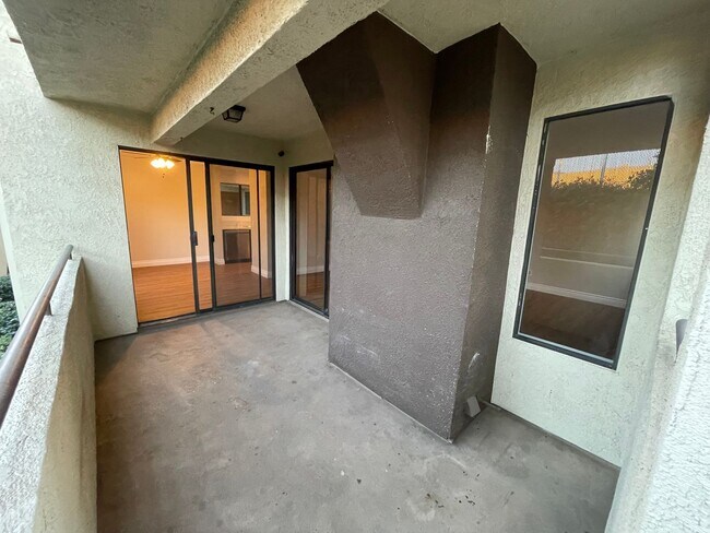 Building Photo - 13825 Beaver St
