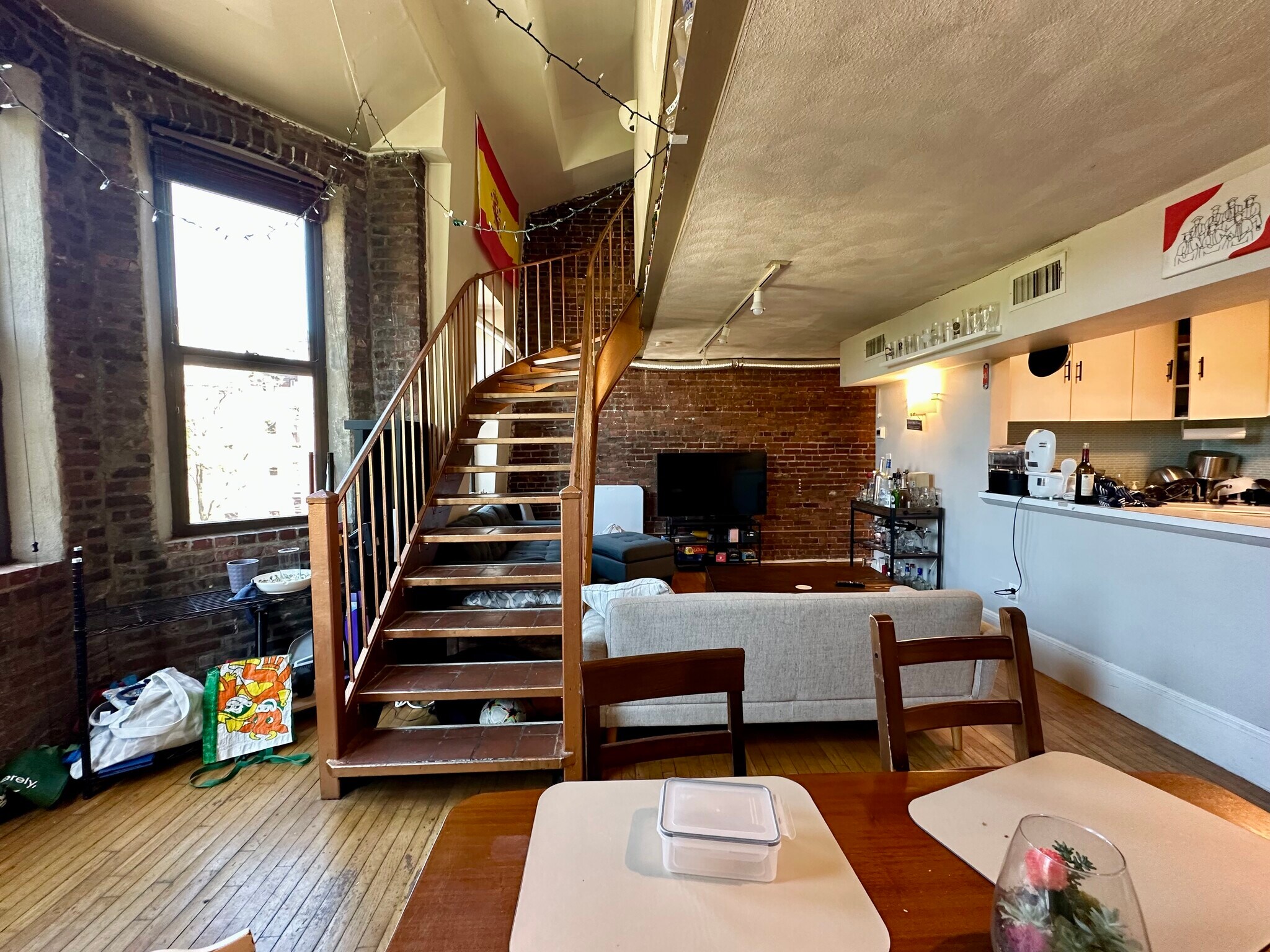 Building Photo - 279 Newbury St