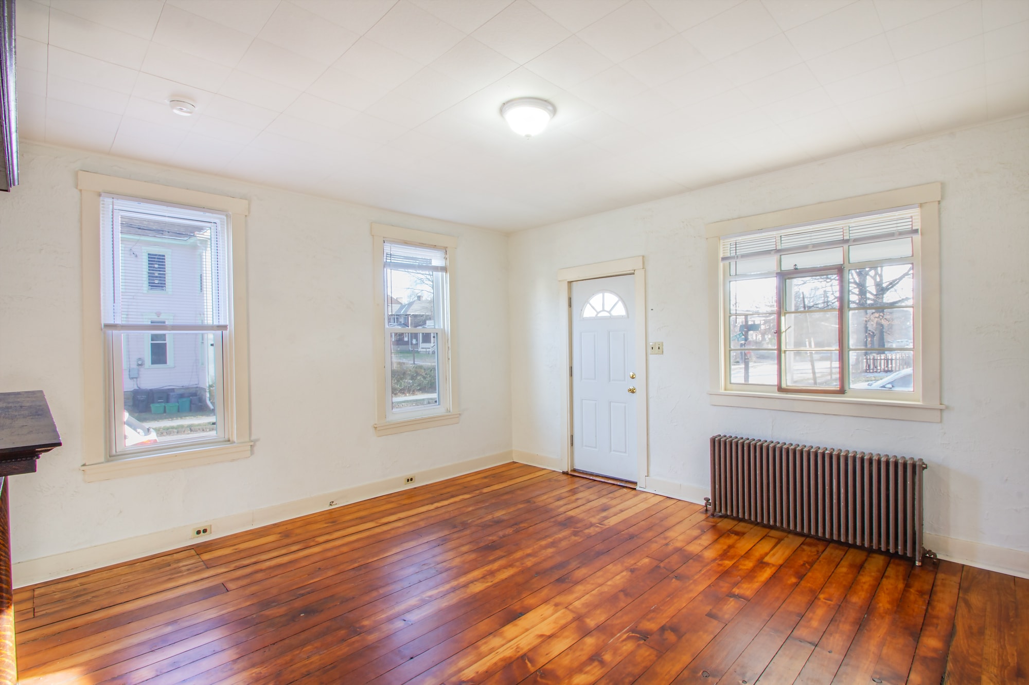 Building Photo - 331 Franklin Ave