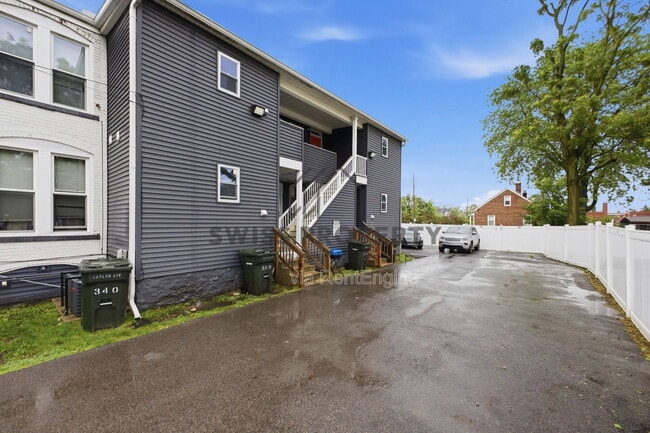Building Photo - 342 Taylor Ave