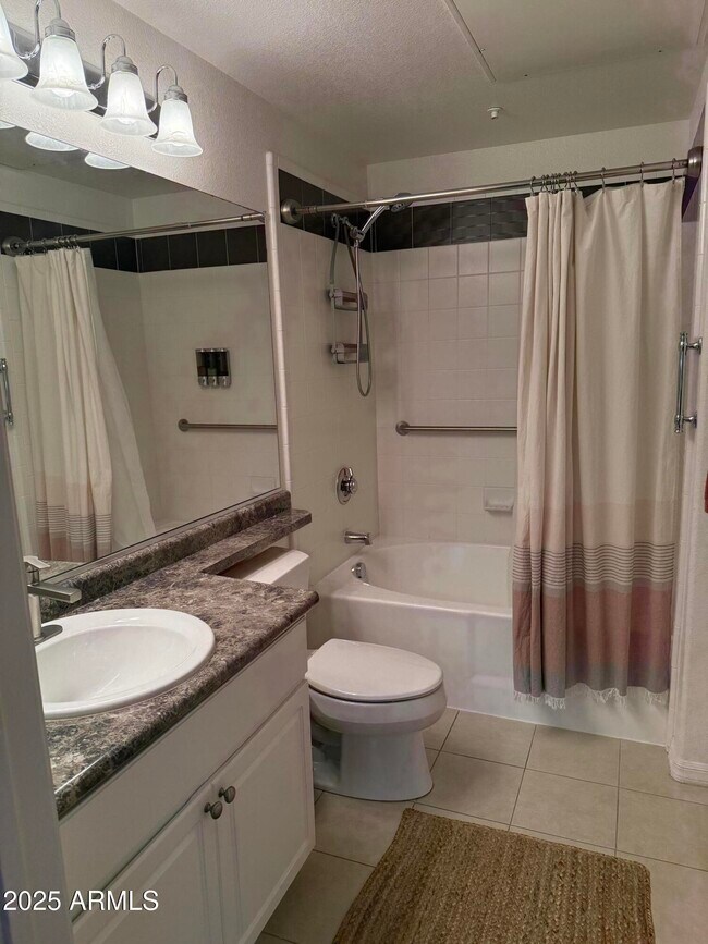 Building Photo - 6900 E Princess Dr