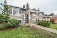 Building Photo - 604 9th Ave