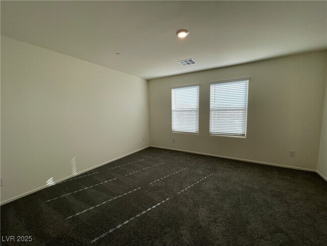 Building Photo - 4919 Chapin Mesa Ave