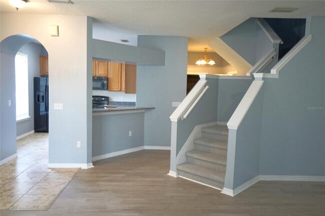 Building Photo - 6760 Eagle Feather Dr