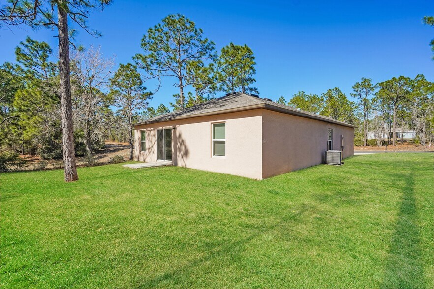 Building Photo - 2660 W Bravura Dr