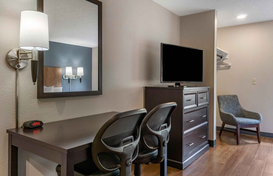 Building Photo - Furnished Studio-Washington, D.C. - Alexandria - Landmark