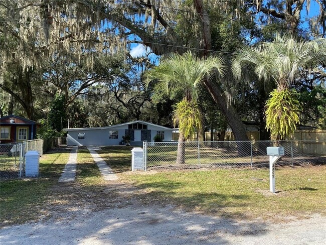 Building Photo - 4409 Plum St