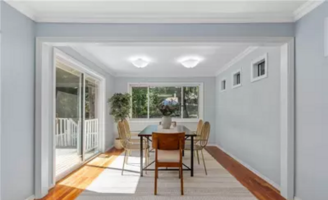 Building Photo - Beautifully refreshed gem with 4 beds and ...