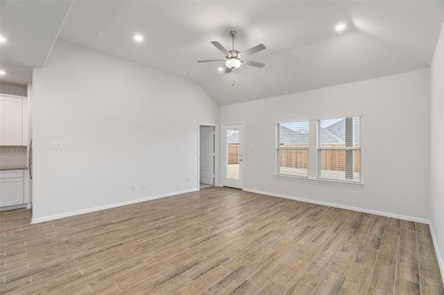 Building Photo - 429 Wydown Dr