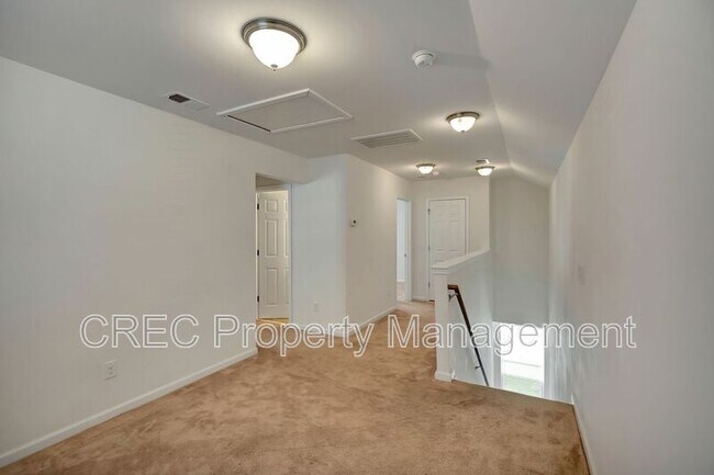 Building Photo - 1689 Eider Down Dr