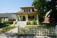 Building Photo - 2506 Woodlawn Ave