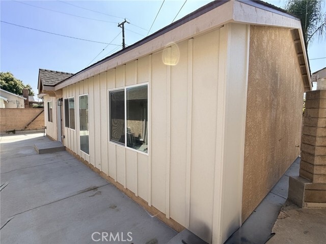 Building Photo - 1430 S California Ave