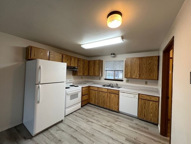 Building Photo - 4804 Bonnie Ln