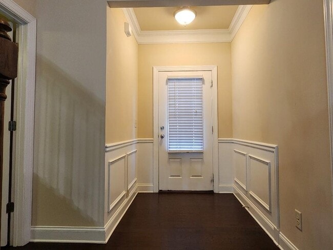 Building Photo - 229 Privet Cir