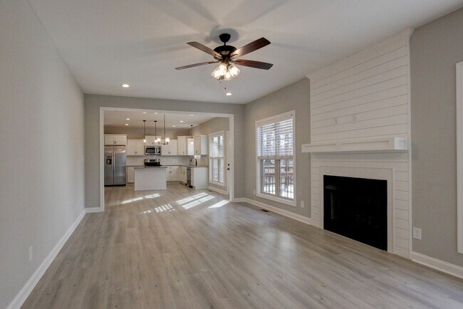 Building Photo - 2086 Ussery Rd S