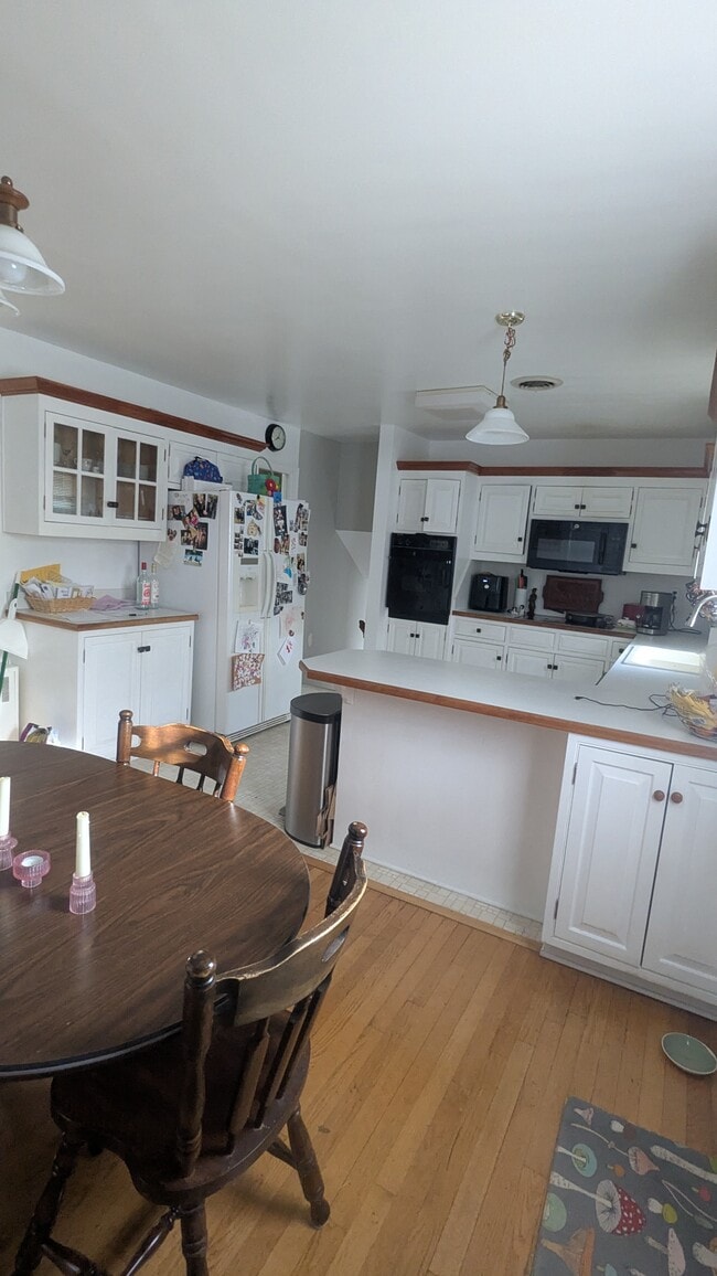 Building Photo - 2343 Penrose Dr