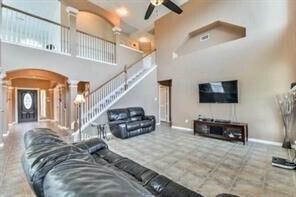 Building Photo - 1621 N Yellowstone Dr