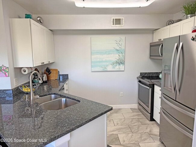 Building Photo - 7470 US-1