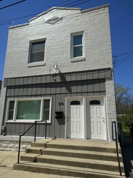 Primary Photo - 510 S Academy St #2