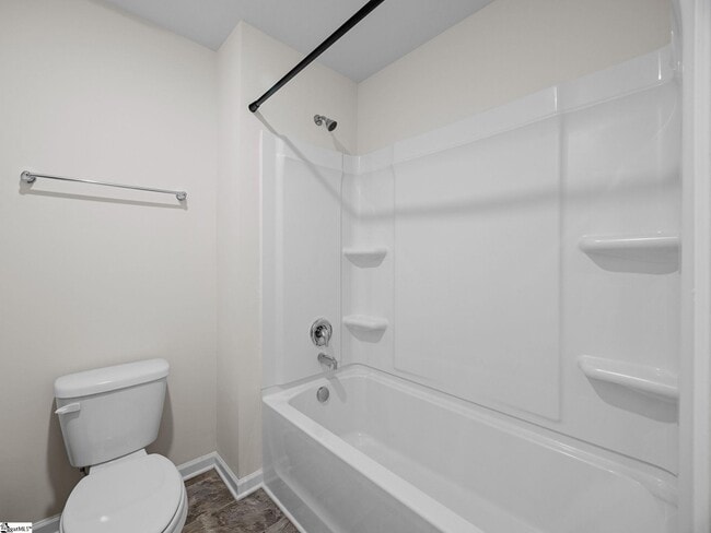 Building Photo - 211 Pollyanna Dr