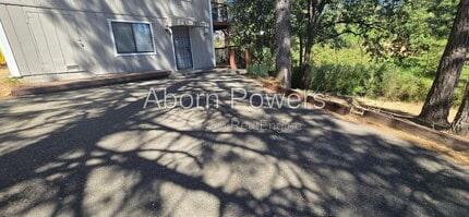 Building Photo - 2787 Boardwalk St