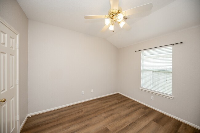 Building Photo - 14618 Rochelle Ct