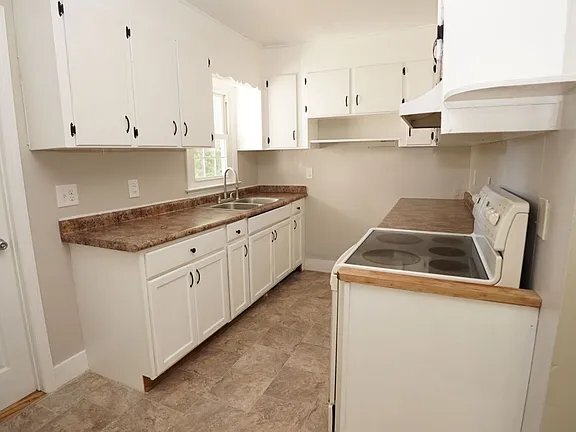 Building Photo - 260 Brighttown Rd