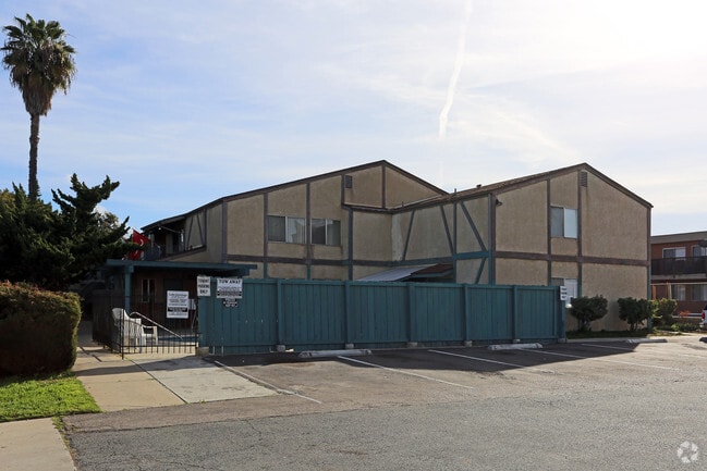 Building Photo - Lake Jennings Apartments