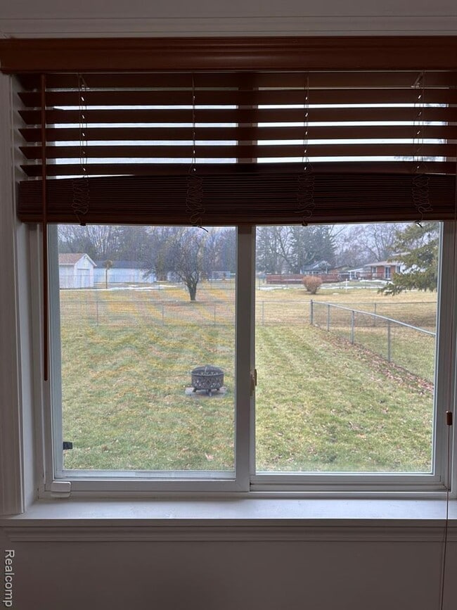 Building Photo - 6939 Alma Ct