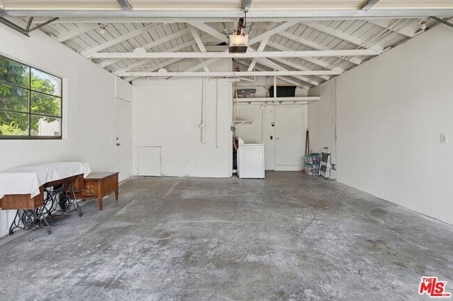 Building Photo - 2919 Maxwell St