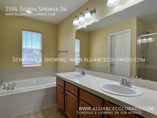 Building Photo - 2584 Sierra Springs Dr