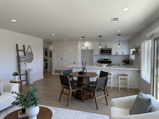 Building Photo - 24643 Santa Clara Ave