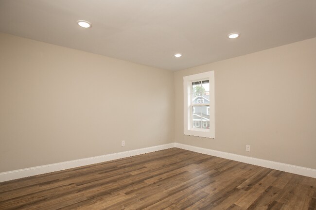 Building Photo - 676 Hanford St