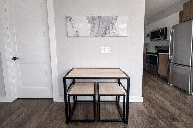 Building Photo - 4618 Douglas St