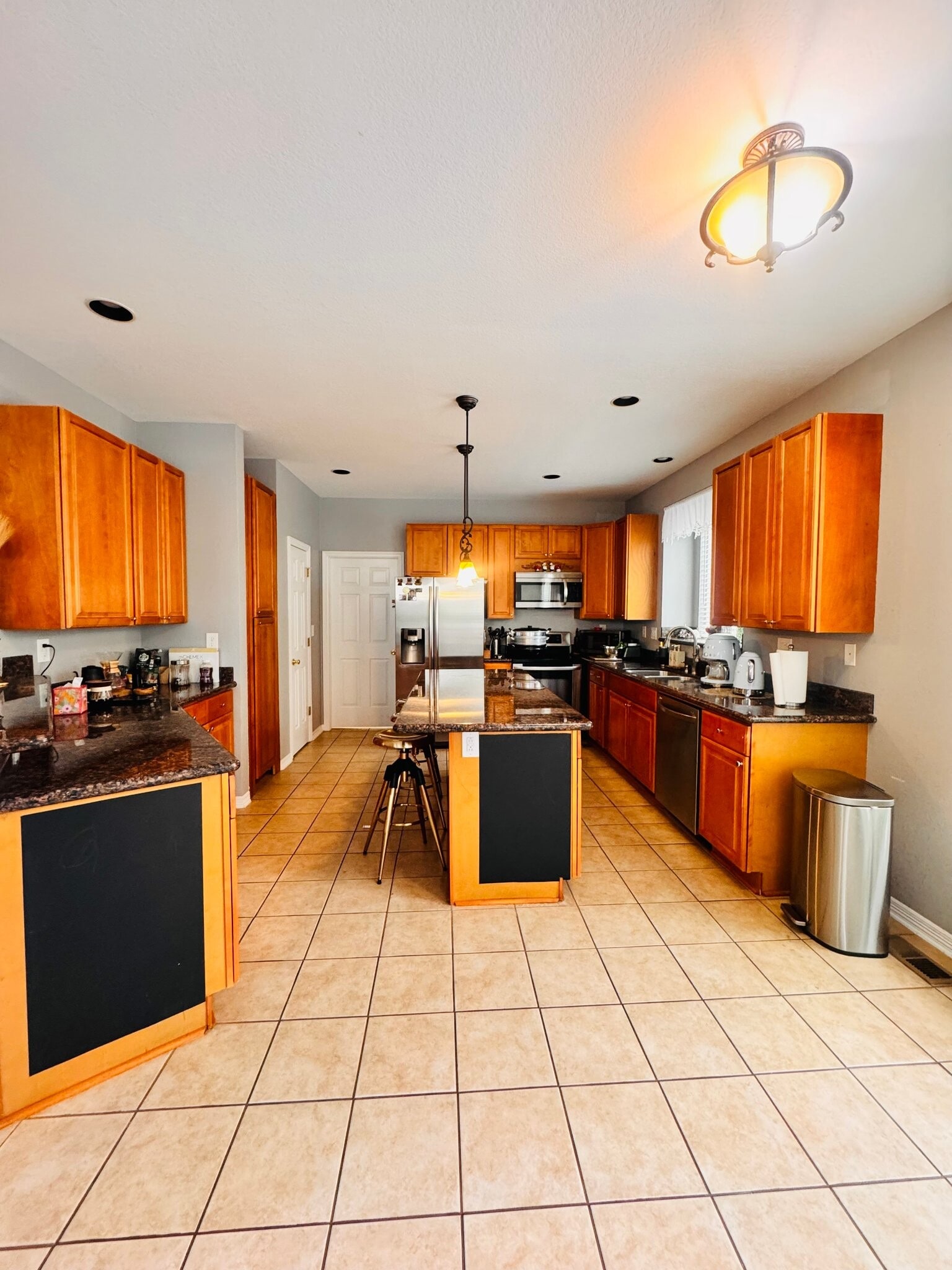 Building Photo - 9633 E Caley Cir