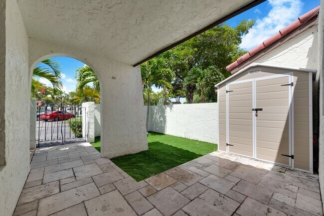 Building Photo - 11311 SW 134th Ave