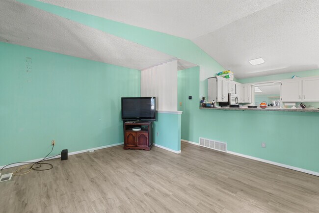 Building Photo - 2380 Middleton Ct