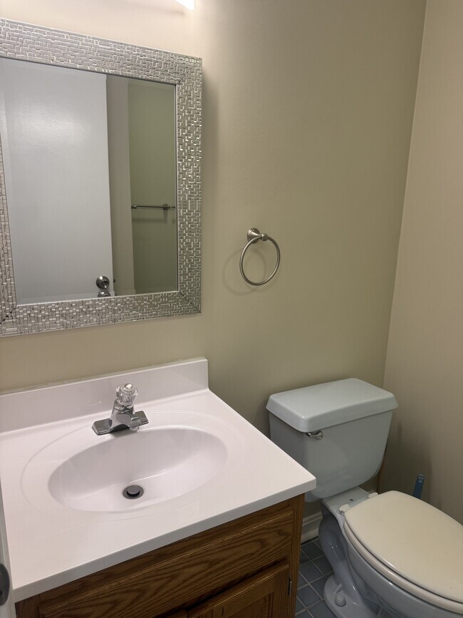 Building Photo - 1017 Baccharis Dr