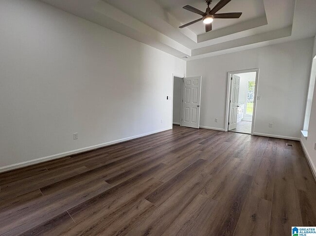 Building Photo - 111 Loyola Cir