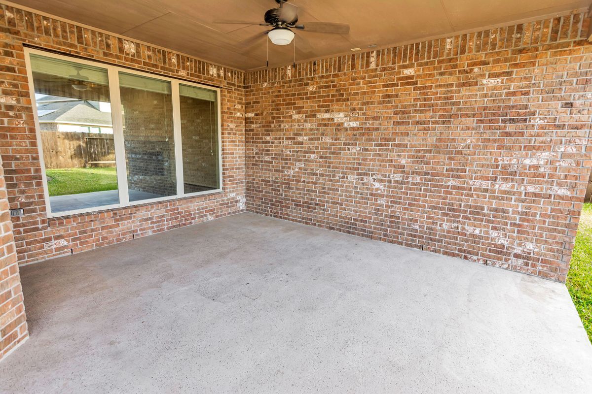 Building Photo - 18011 Oliveria Way