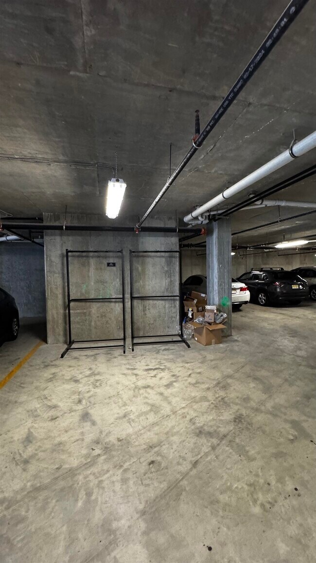 Building Photo - 203-205 Randolph Ave Unit# 101