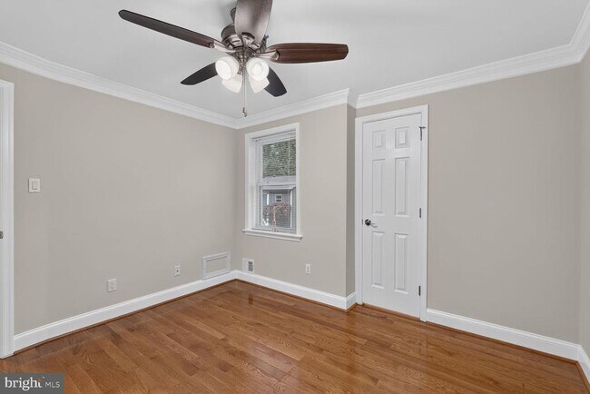 Building Photo - 1813 Florin St