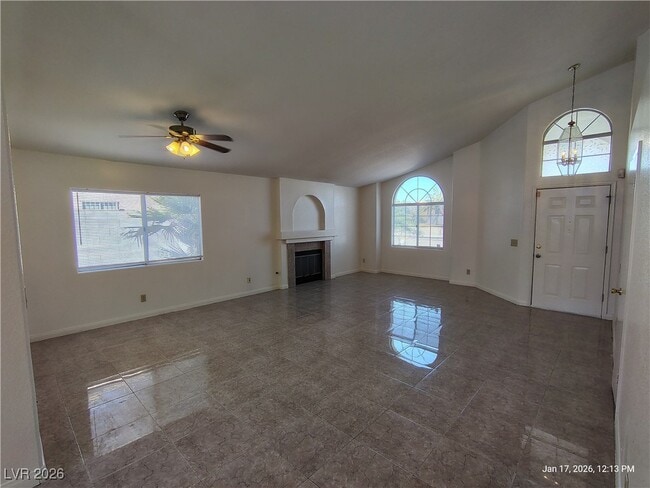 Building Photo - 1225 Taramar St