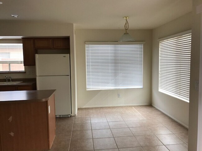 Building Photo - 42207 Chambers Dr