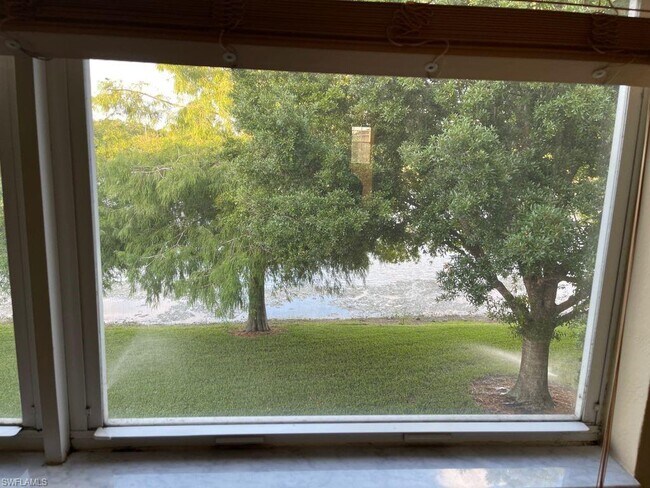 Building Photo - 16214 Via Solera Cir