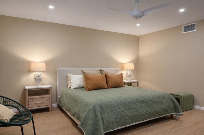 Building Photo - 45565 Pima Rd