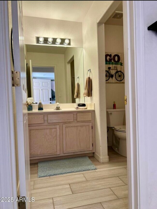 Building Photo - 16750 E Westby Dr