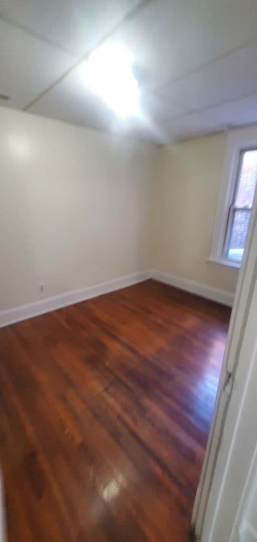 Building Photo - 3113 Delaware Ave