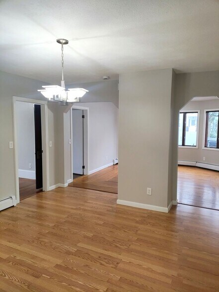 Building Photo - 27 Fremont St